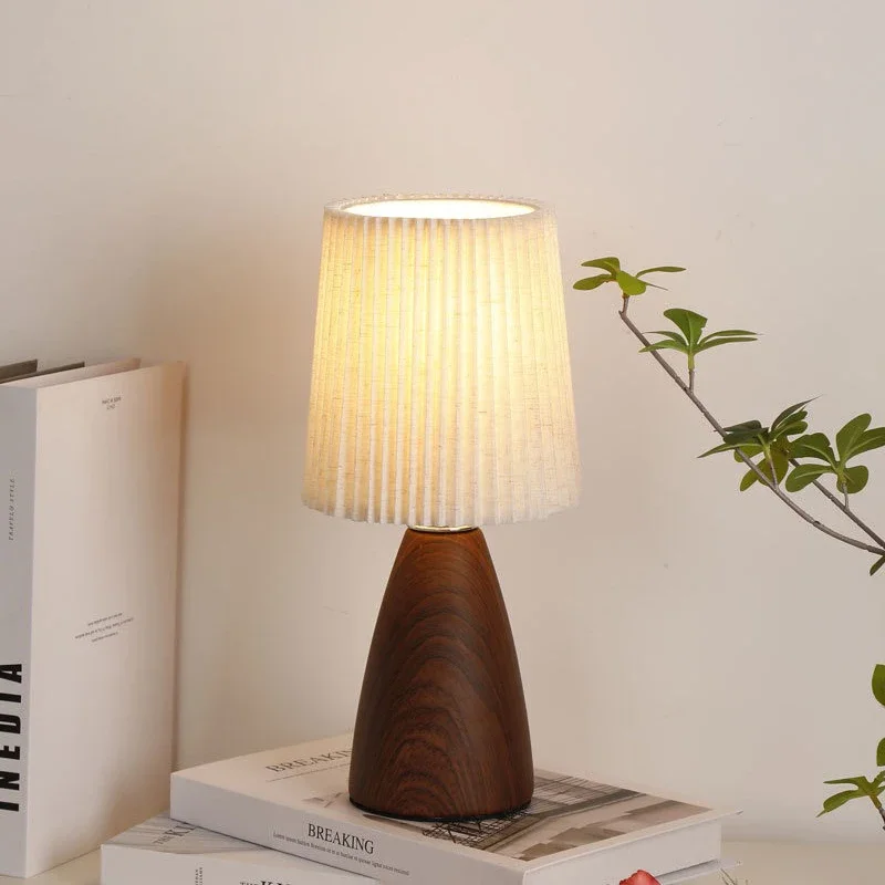 Nordic LED Table Lamp Bedroom  - Desk Setup White avaliação e preço