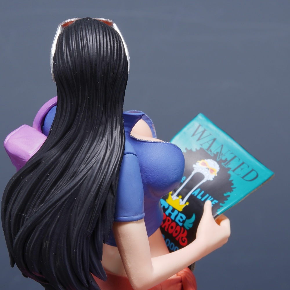 In Stock Anime Figure Wit Stud - Desk Setup With Tv avaliação e preço